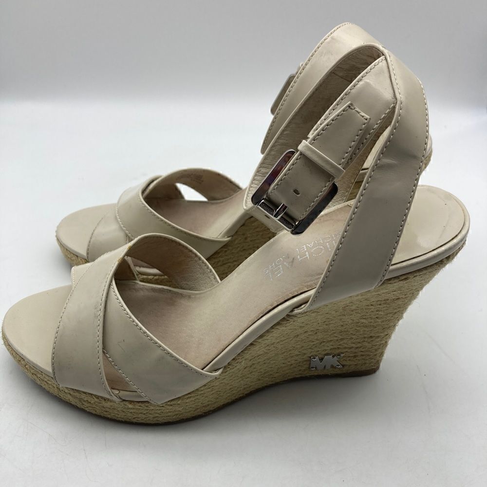 Michael Kors Patent Leather Espadrille Sandals Size 8M Beige Color